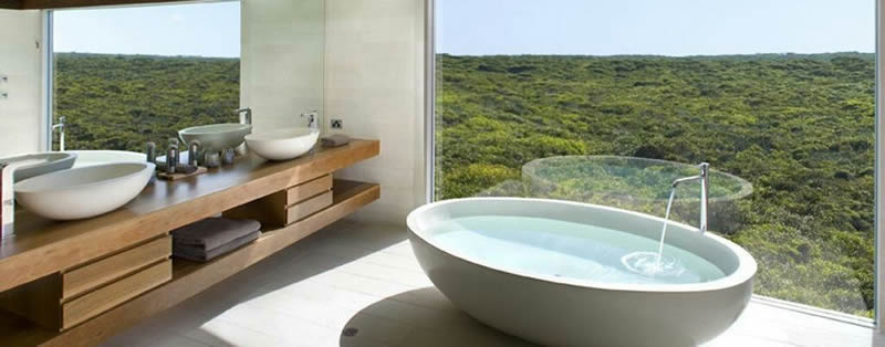 Top Hotel Bathroom