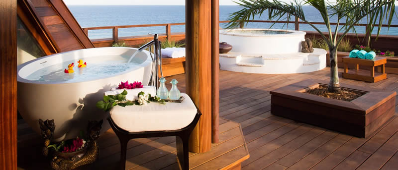 Branson Necker Island Bathtub
