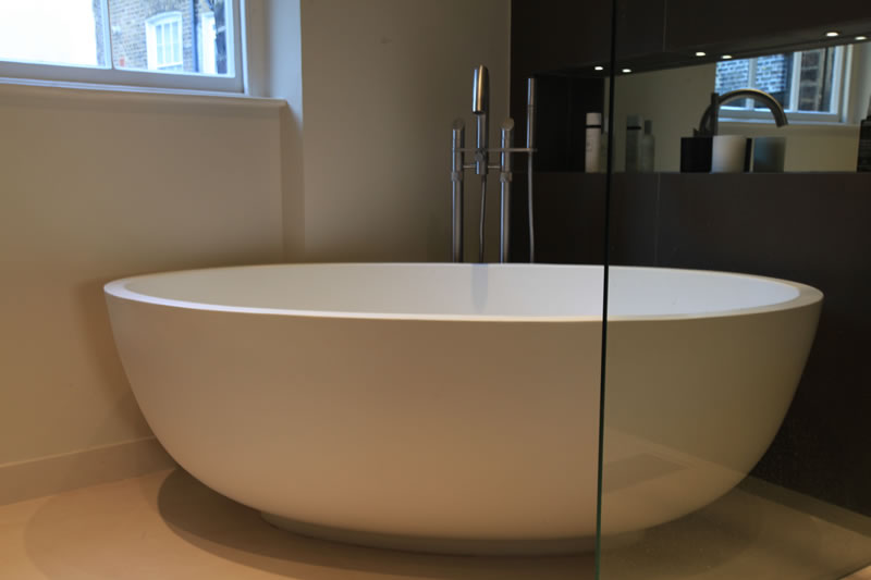Petit Luxury Stone Bath